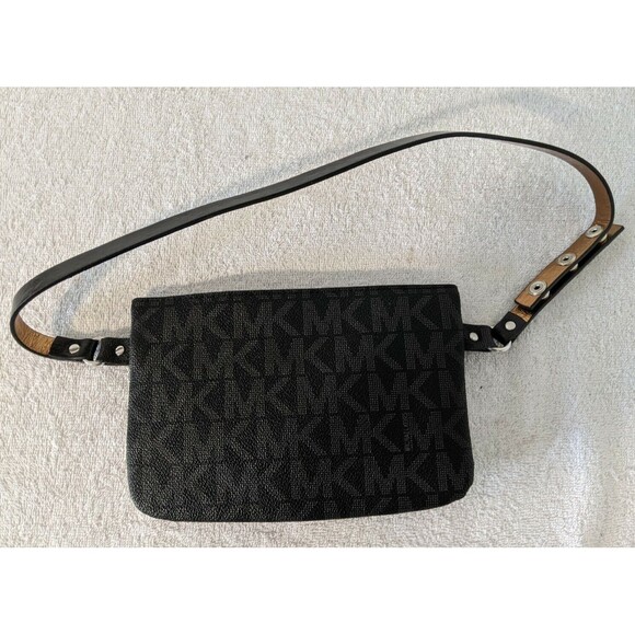 Michael Kors MK Leather Fanny Pack Belt w/ Pull Chain Black Purse Bag 554131 - Picture 4 of 4